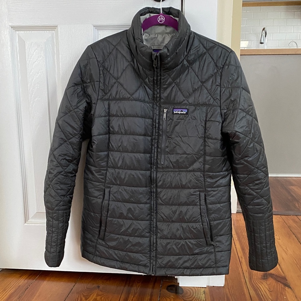 Patagonia Women’s Dark Gray Puffer Jacket
